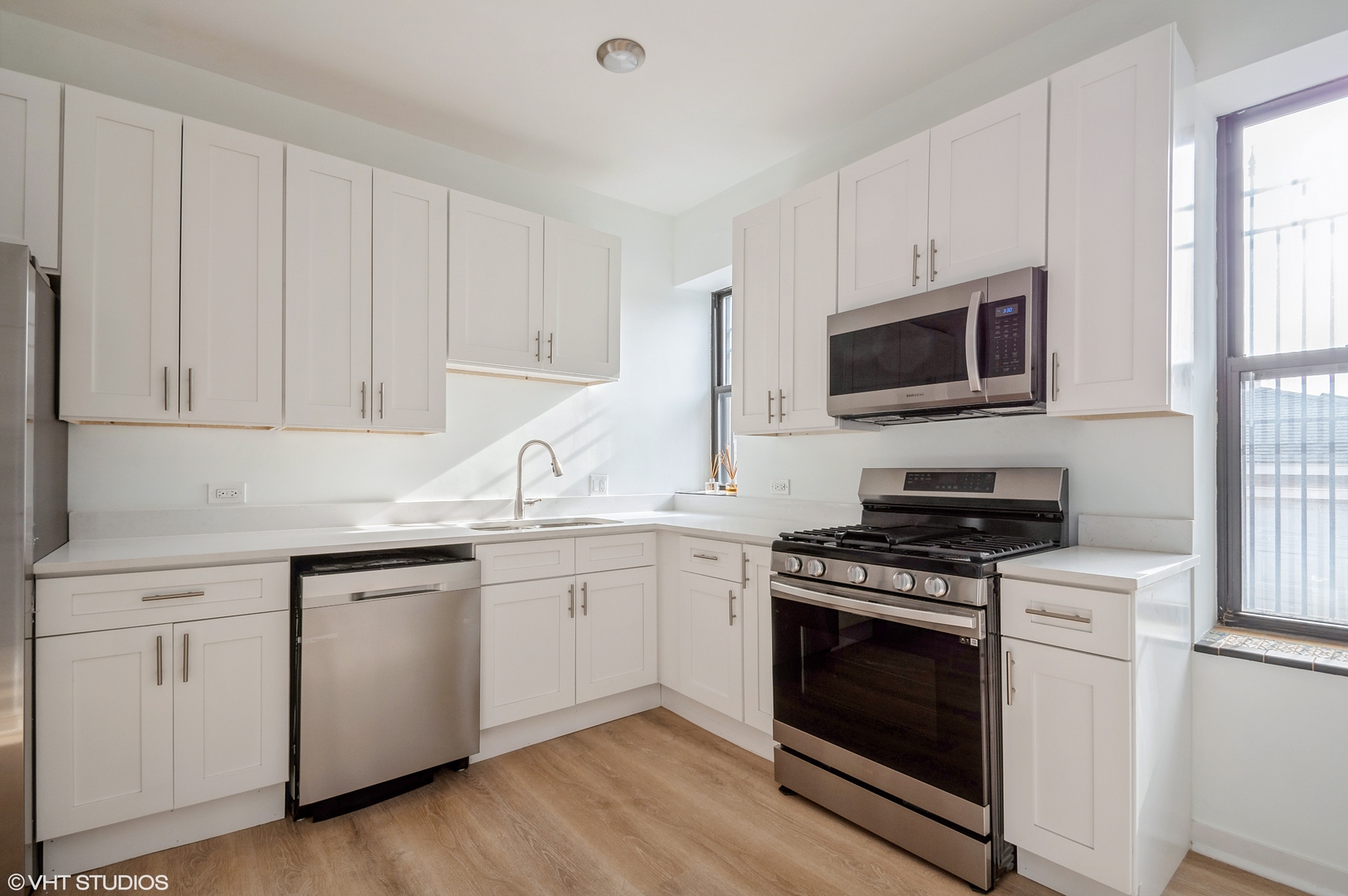 2845 West Division Street Chicago IL 60622