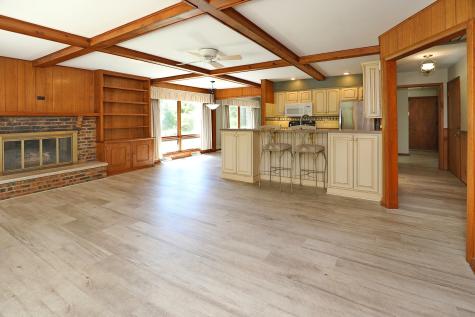 1 Sunset Avenue West Chicago IL 60185