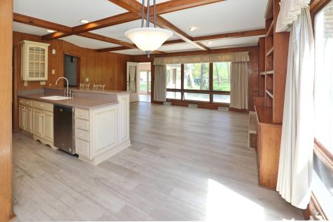 1 Sunset Avenue West Chicago IL 60185
