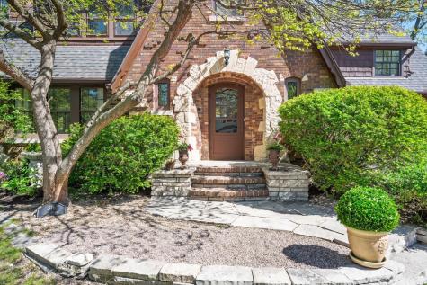 516 41ST Street Western Springs IL 60558