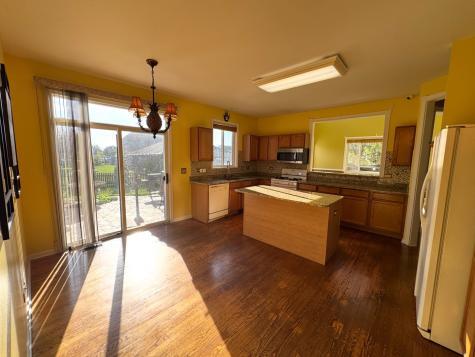 39302 North Queensbury Lane Beach Park IL 60083