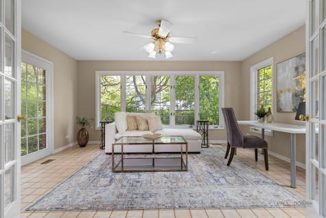 1541 Heritage Court Lake Forest IL 60045