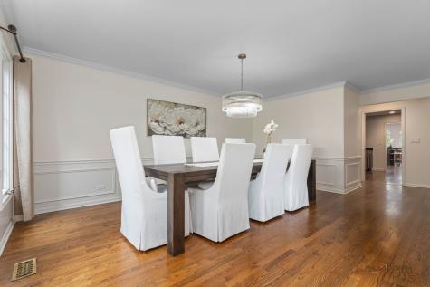 1541 Heritage Court Lake Forest IL 60045