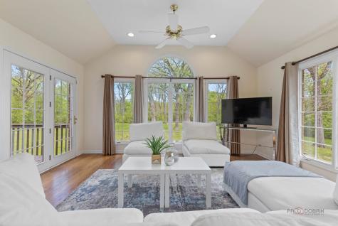 1541 Heritage Court Lake Forest IL 60045