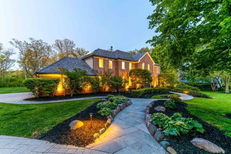1541 Heritage Court Lake Forest IL 60045