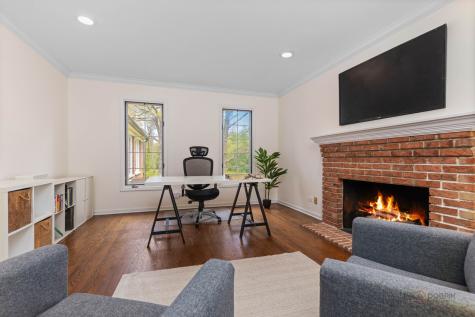 1541 Heritage Court Lake Forest IL 60045