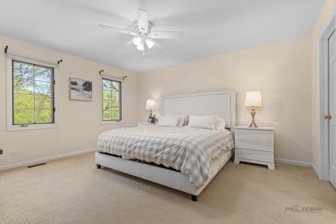 1541 Heritage Court Lake Forest IL 60045