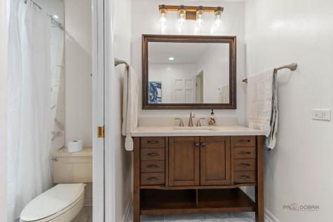 1541 Heritage Court Lake Forest IL 60045