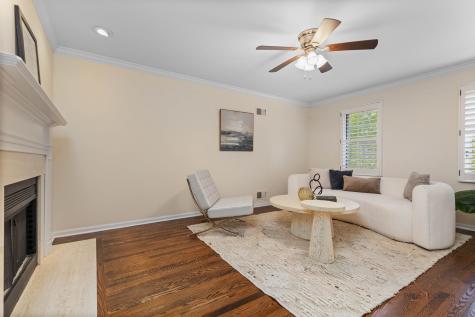 1541 Heritage Court Lake Forest IL 60045