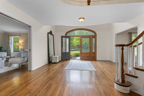1541 Heritage Court Lake Forest IL 60045