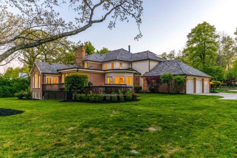 1541 Heritage Court Lake Forest IL 60045