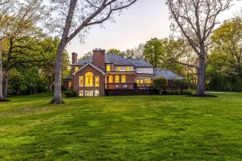 1541 Heritage Court Lake Forest IL 60045