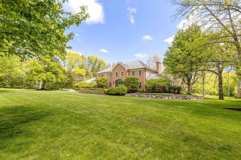 1541 Heritage Court Lake Forest IL 60045