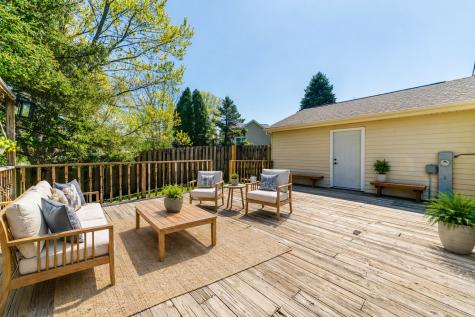 425 Somerset Court Algonquin IL 60102