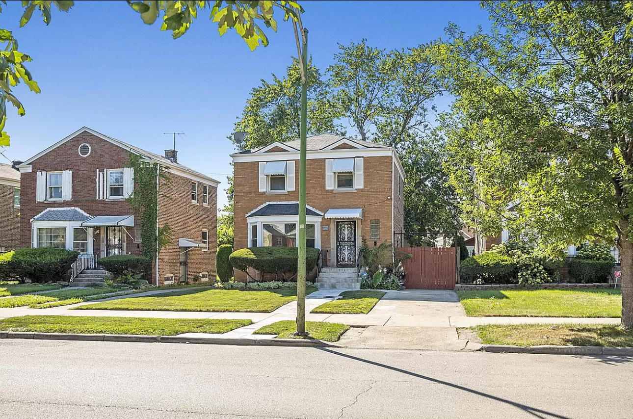 8816 South Constance Avenue Chicago IL 60617