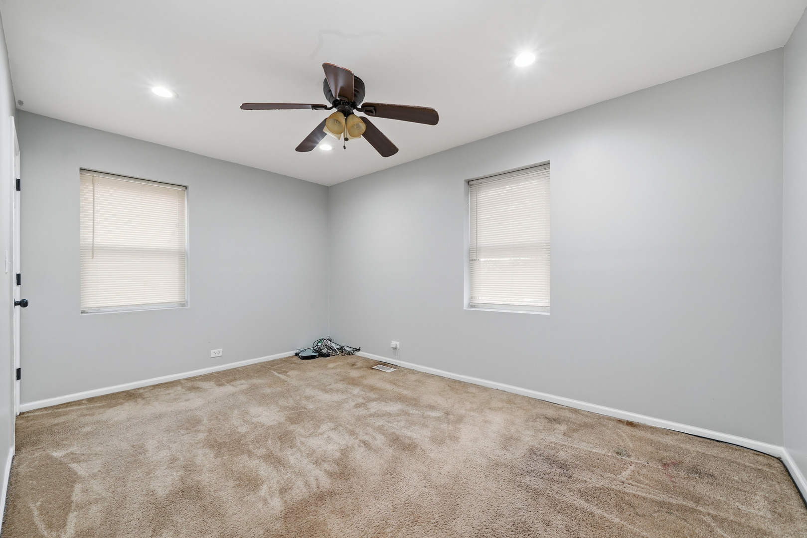 8816 South Constance Avenue Chicago IL 60617