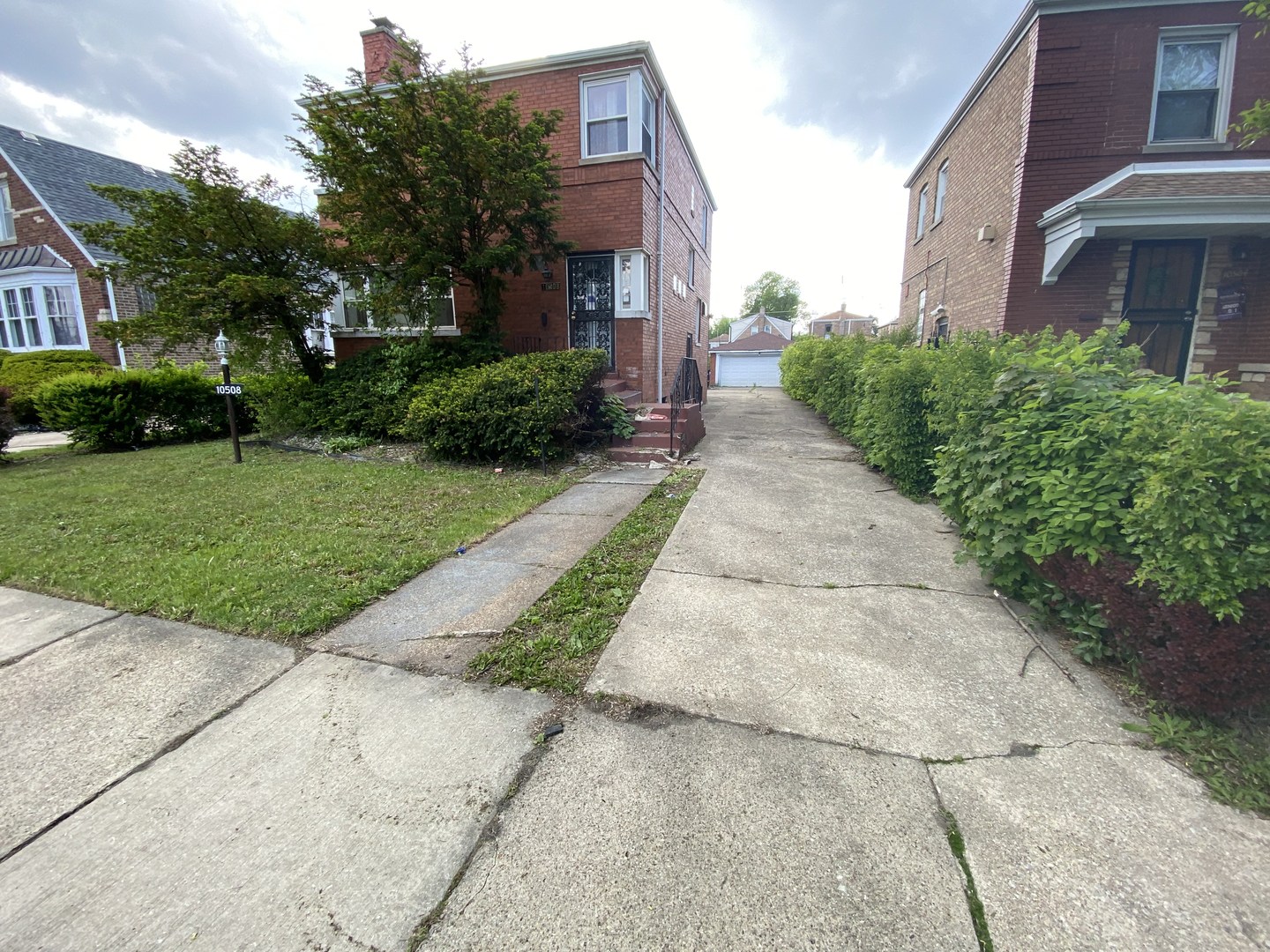 10508 South Forest Avenue Chicago IL 60628