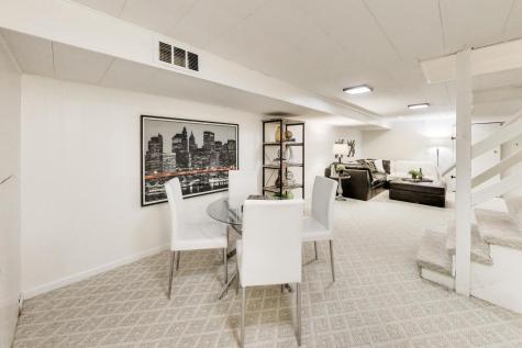 363 Anjou Drive Northbrook IL 60062