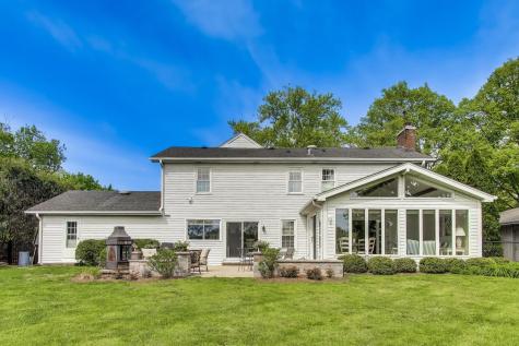 363 Anjou Drive Northbrook IL 60062