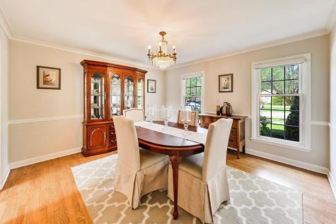 363 Anjou Drive Northbrook IL 60062