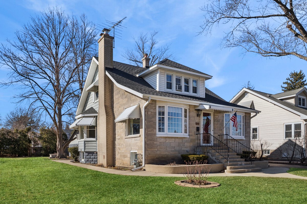 520 South Cornell Avenue Villa Park IL 60181
