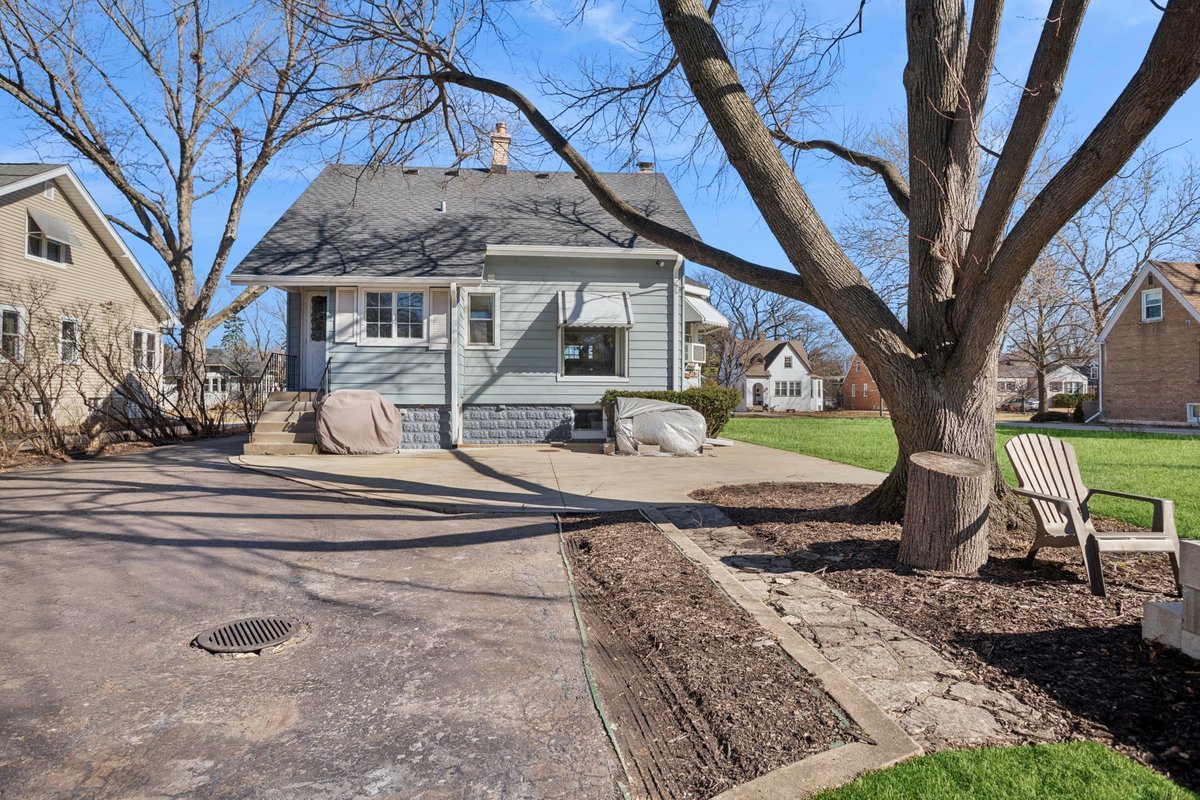 520 South Cornell Avenue Villa Park IL 60181