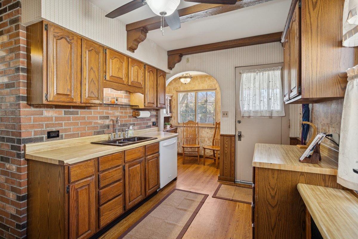 520 South Cornell Avenue Villa Park IL 60181