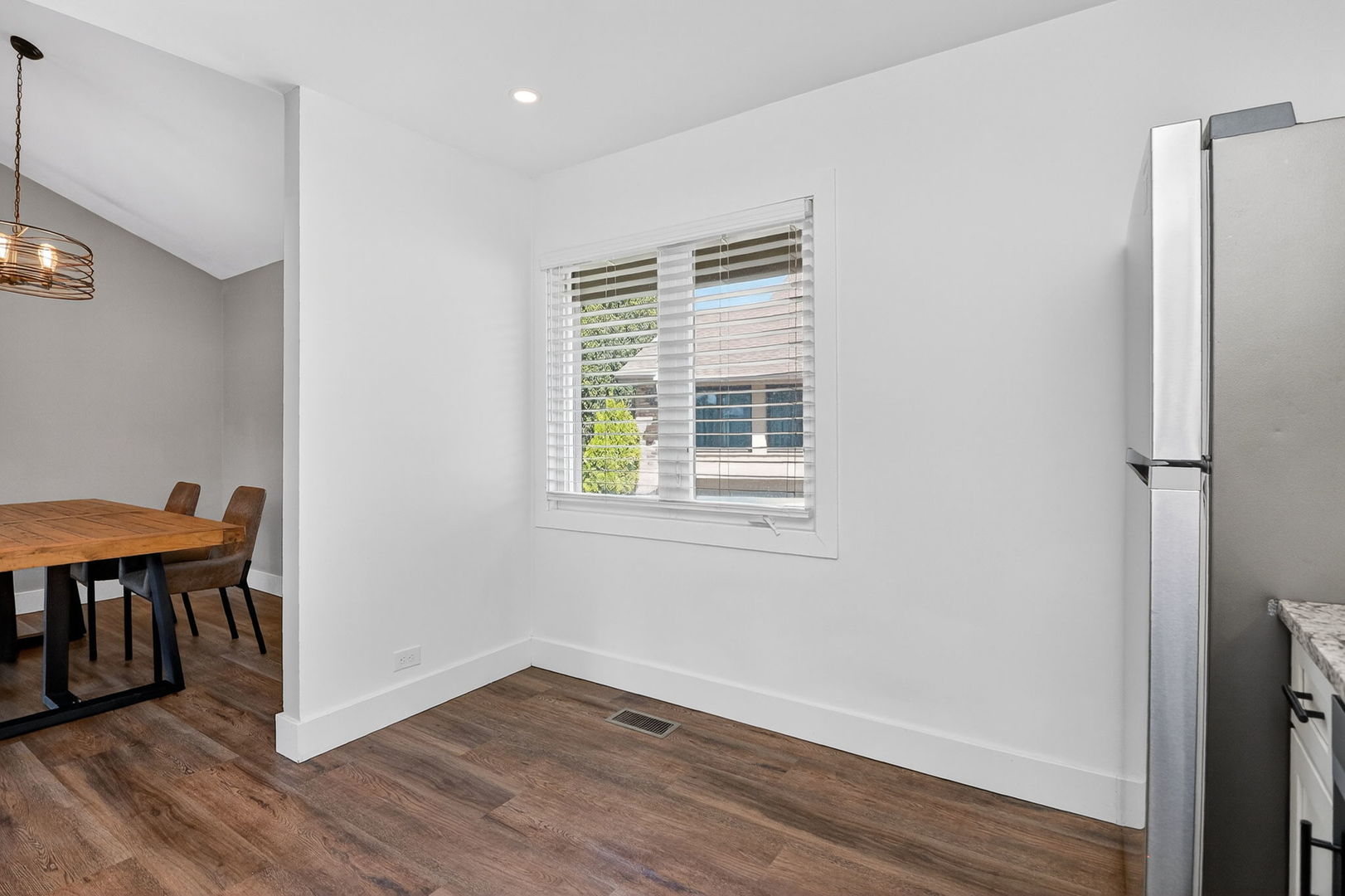 1724 Boulder Drive Darien IL 60561