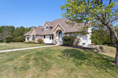 638 West Cedarville Road Freeport IL 61032