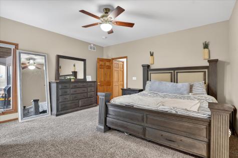 638 West Cedarville Road Freeport IL 61032