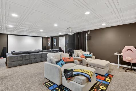 638 West Cedarville Road Freeport IL 61032