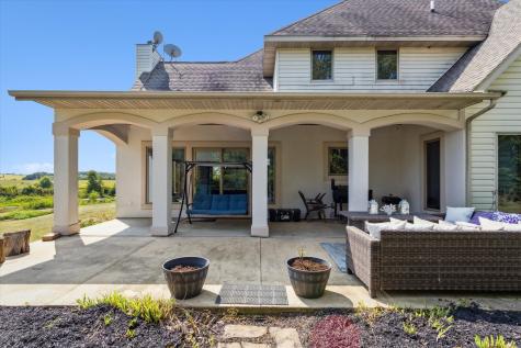 638 West Cedarville Road Freeport IL 61032