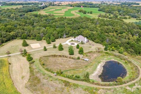638 West Cedarville Road Freeport IL 61032