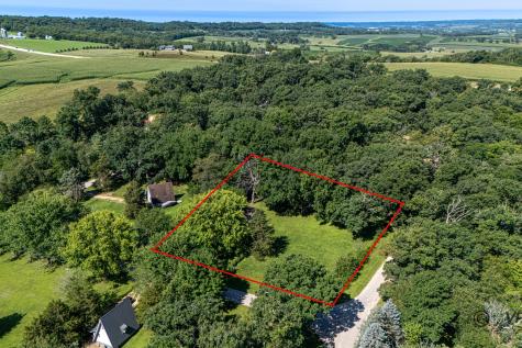 46 Oak Valley Drive Elizabeth IL 61028