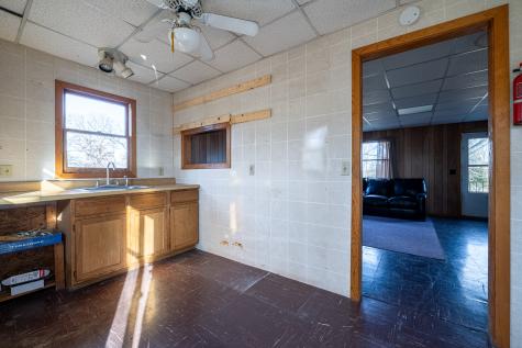 46 Oak Valley Drive Elizabeth IL 61028