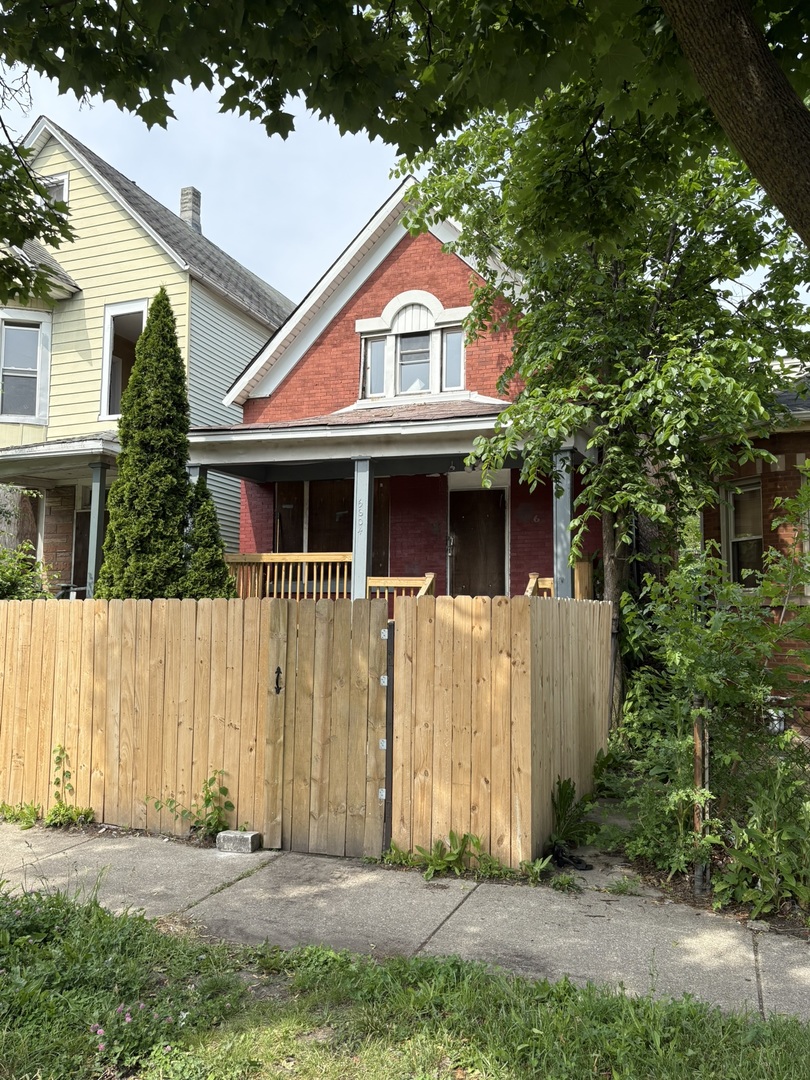 5604 South Morgan Street Chicago IL 60621