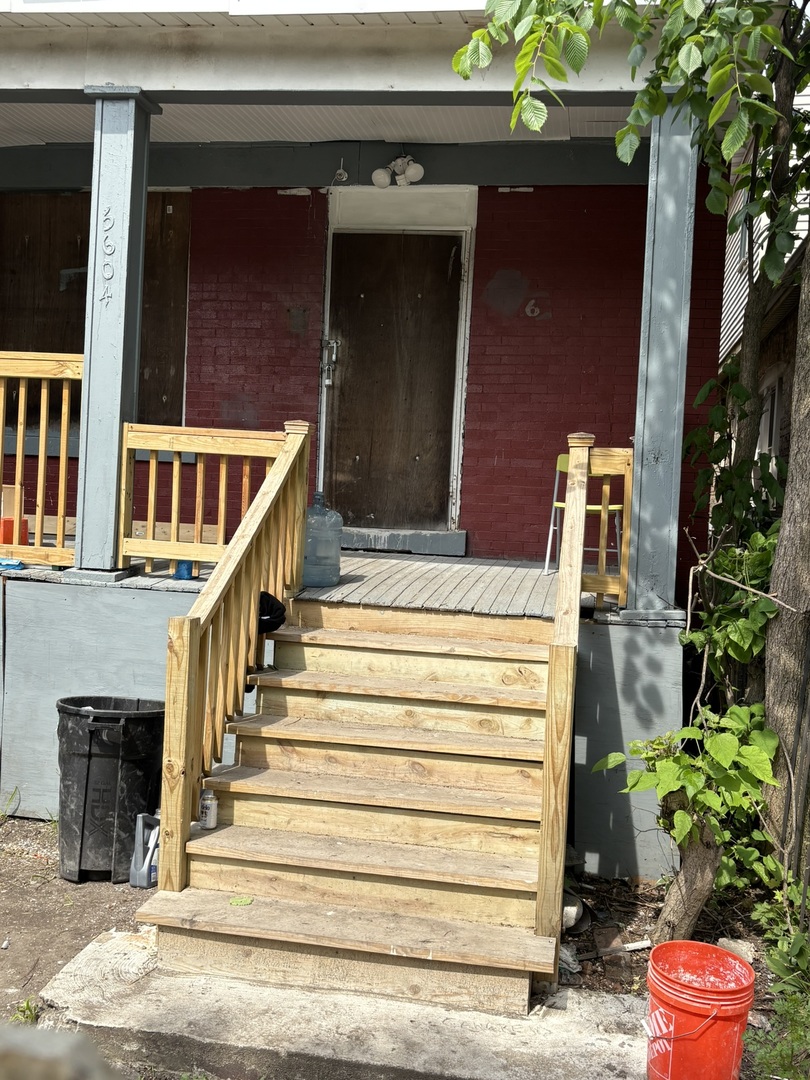 5604 South Morgan Street Chicago IL 60621