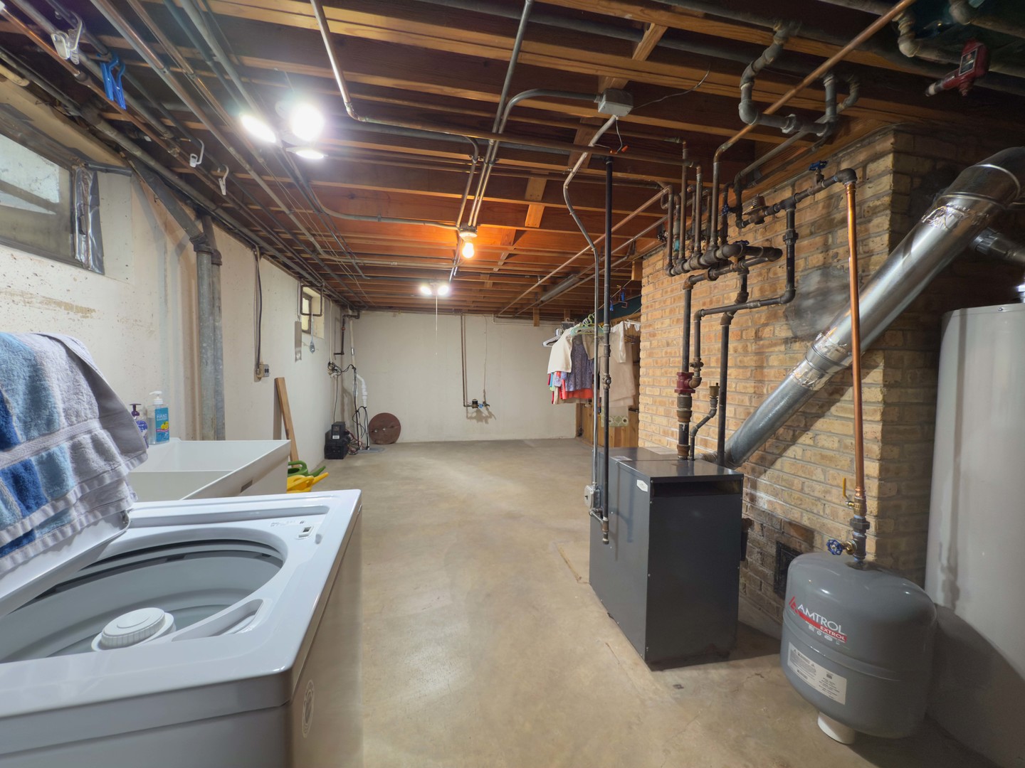 548 Elm Street Glen Ellyn IL 60137