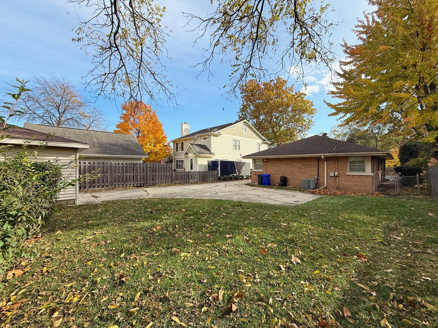 548 Elm Street Glen Ellyn IL 60137