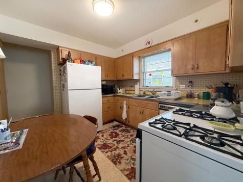 548 Elm Street Glen Ellyn IL 60137