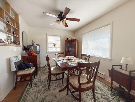 548 Elm Street Glen Ellyn IL 60137