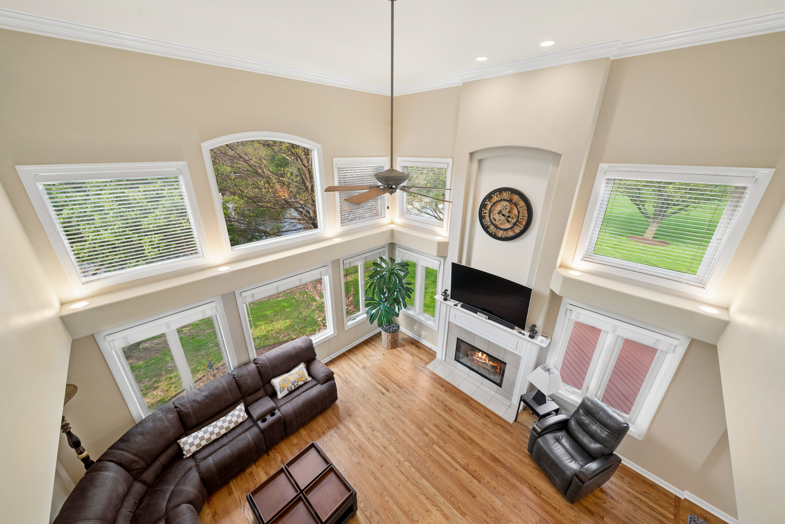 2360 Sutton Lane Aurora IL 60502