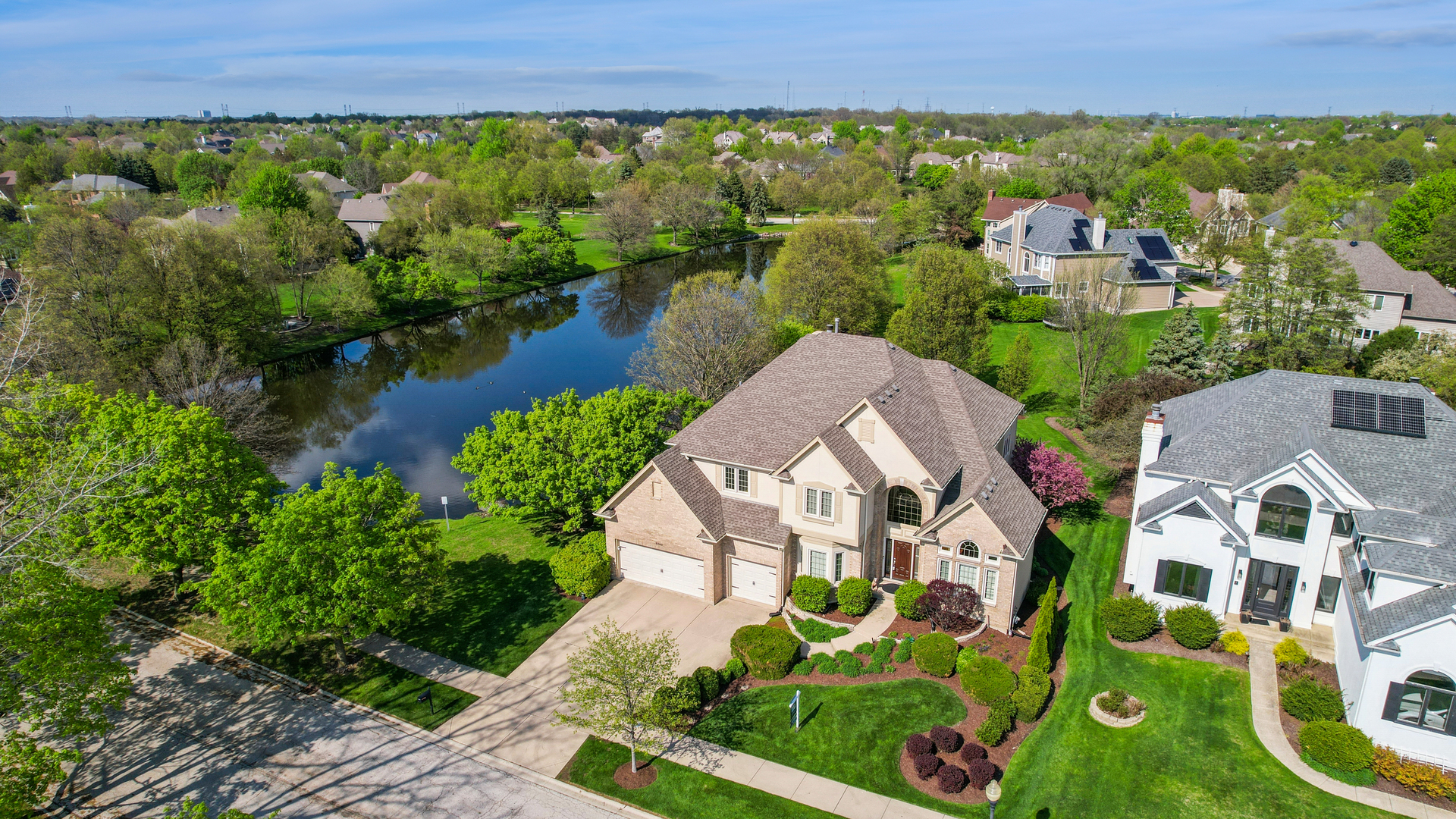 2360 Sutton Lane Aurora IL 60502