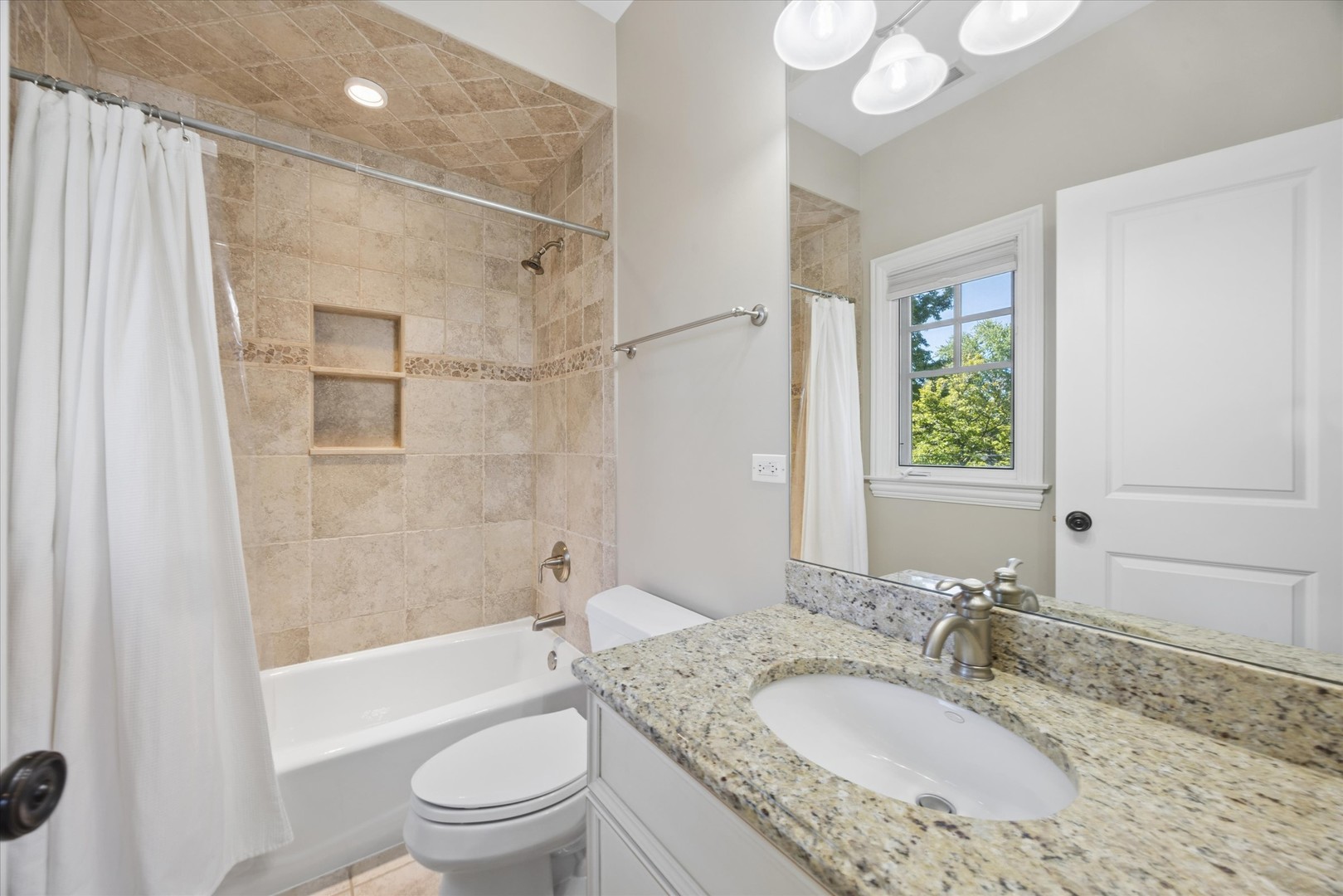 7 South Quincy Street Hinsdale IL 60521