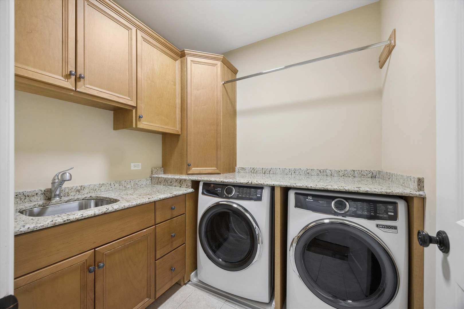 7 South Quincy Street Hinsdale IL 60521