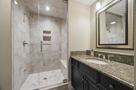 7 South Quincy Street Hinsdale IL 60521