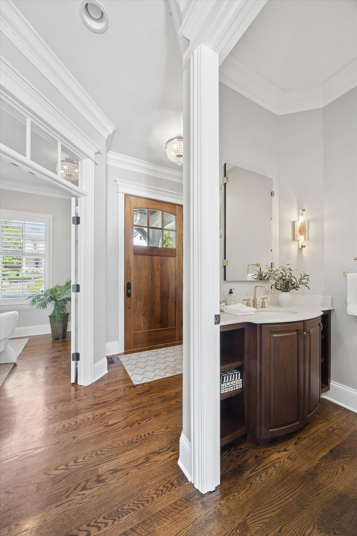 7 South Quincy Street Hinsdale IL 60521