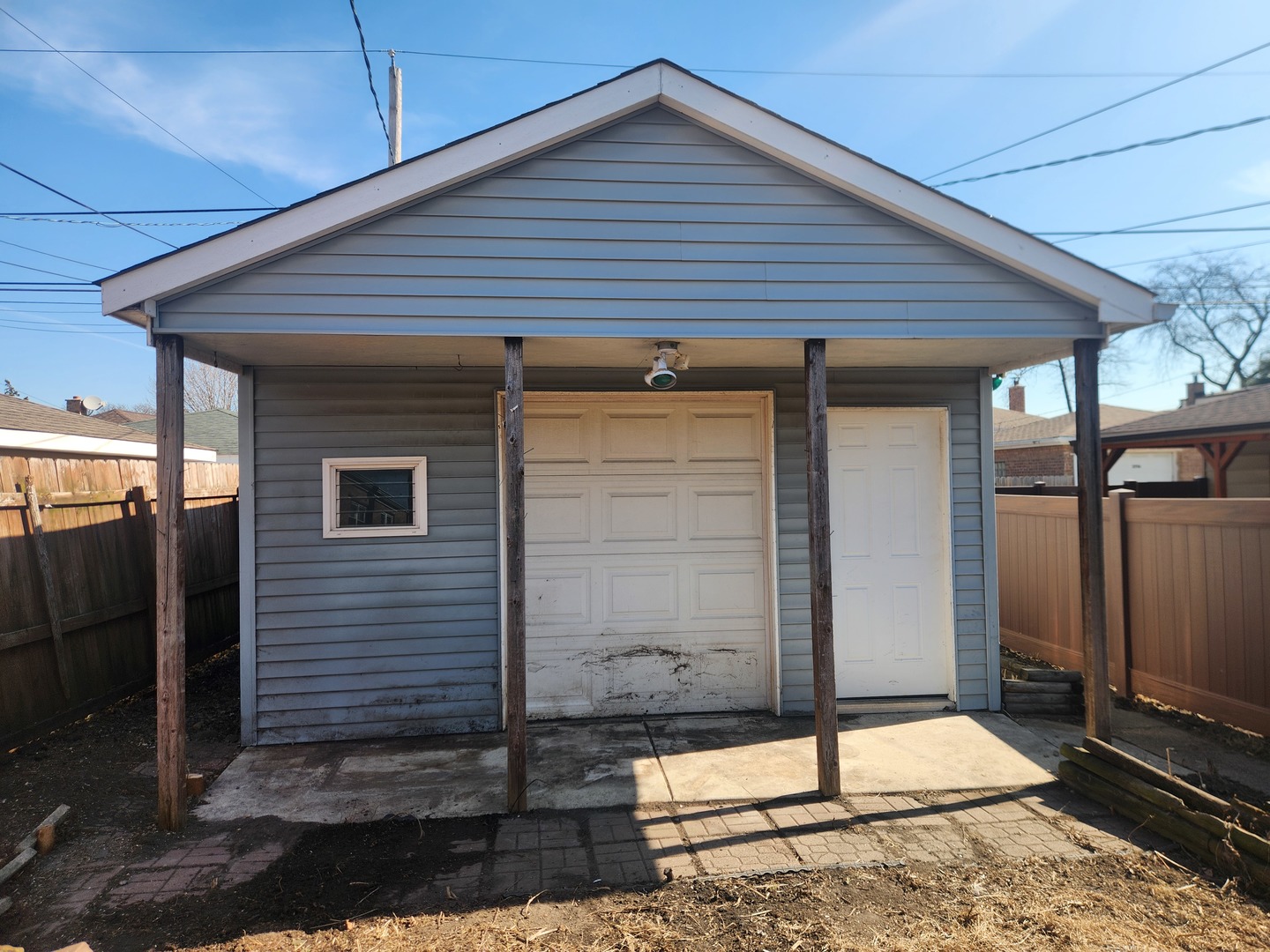 5711 South Mayfield Avenue Chicago IL 60638