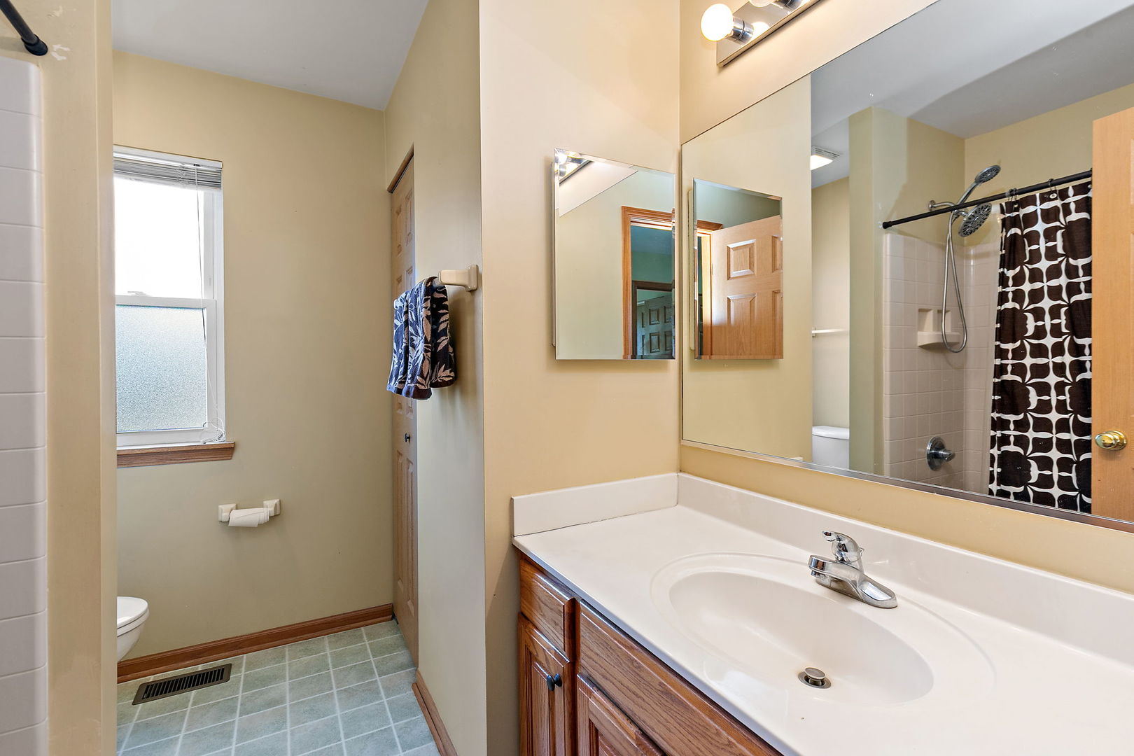 10665 Painted Desert Court Huntley IL 60142