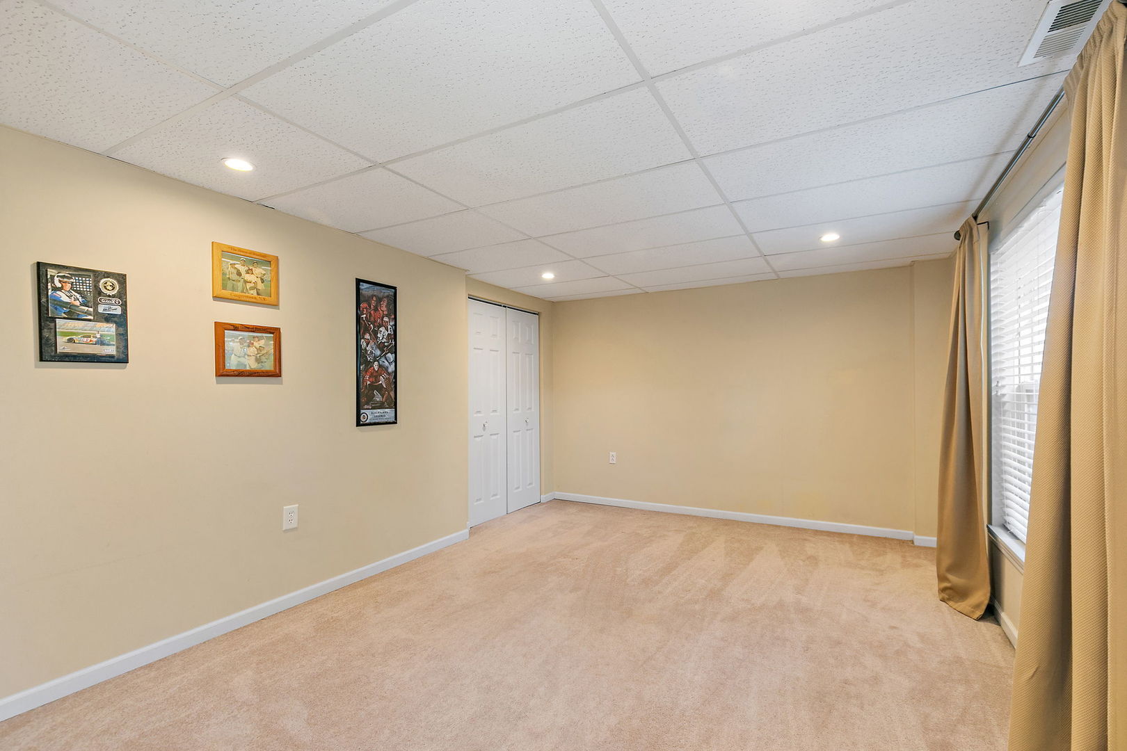 10665 Painted Desert Court Huntley IL 60142